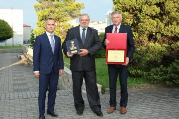 Wręczenie statuetek Powiatowego Lidera Przedsiębiorczości 2019-2020